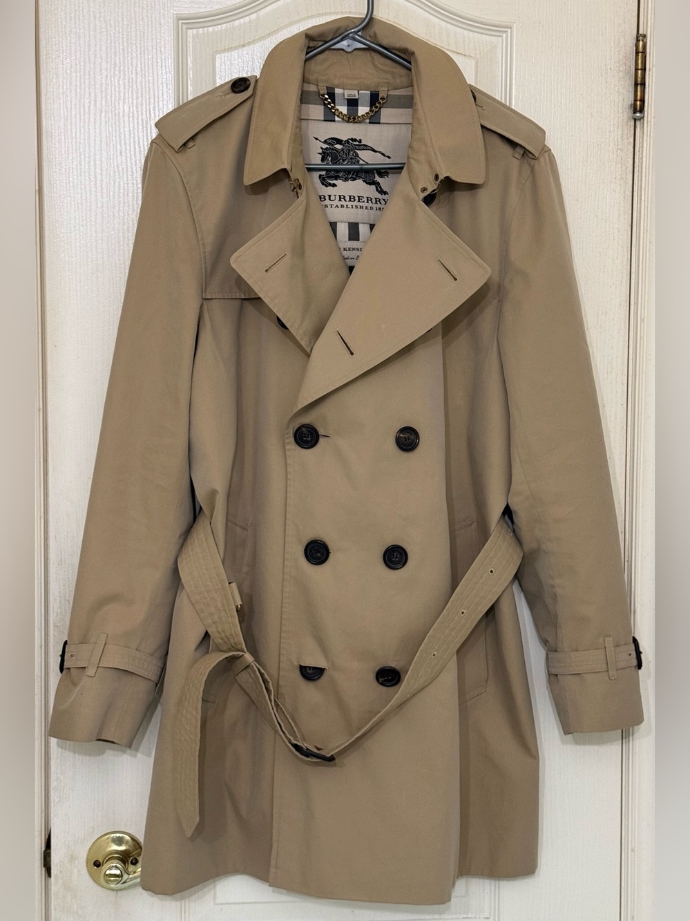Burberry The Kensington Trench Coat Beige & Black Medium